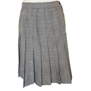 VTG B/W Plaid Herringbone Pleated Knee Length Skirt Sz S
